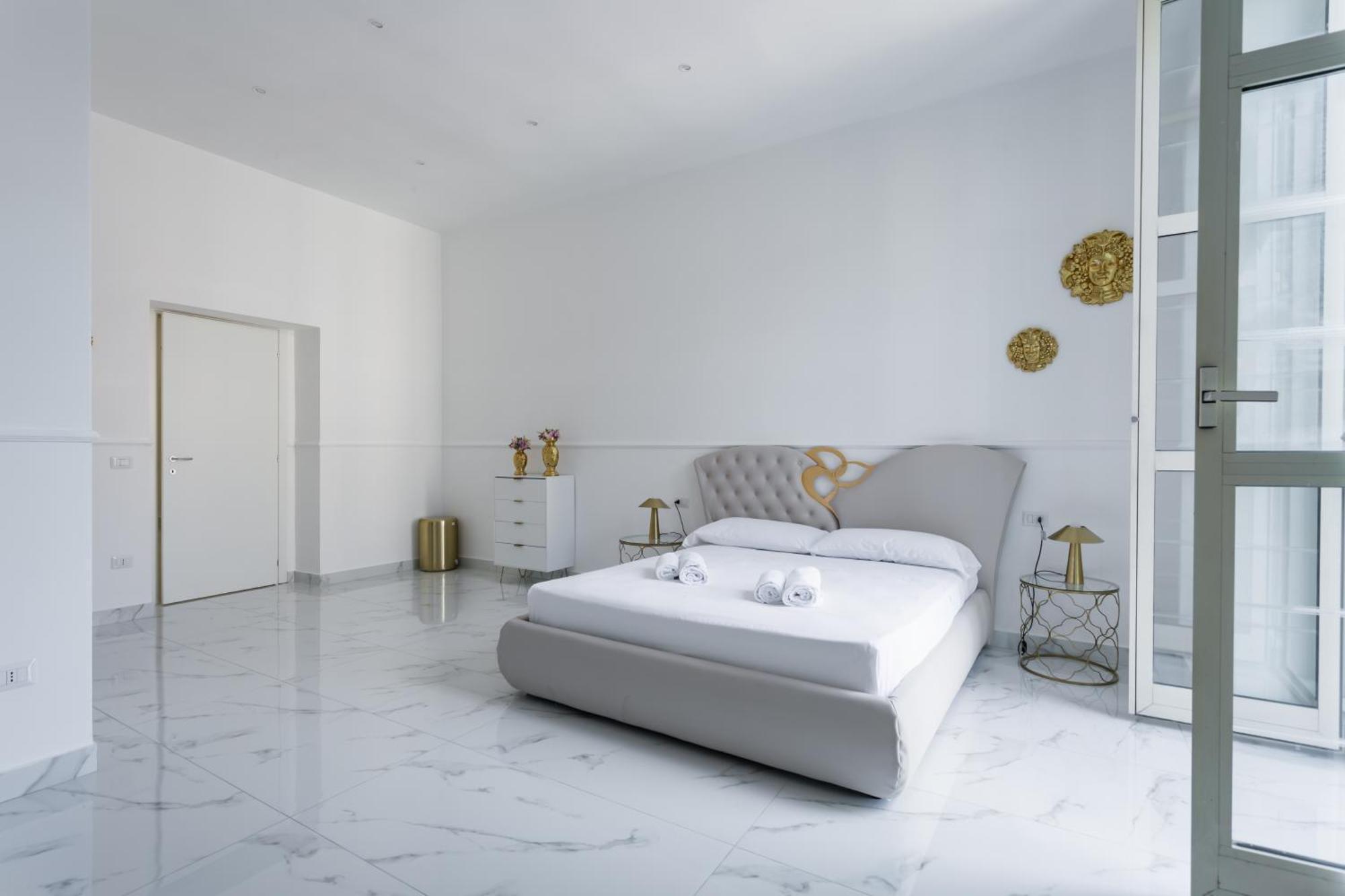 Golden Suites By Dimorra Naples Extérieur photo